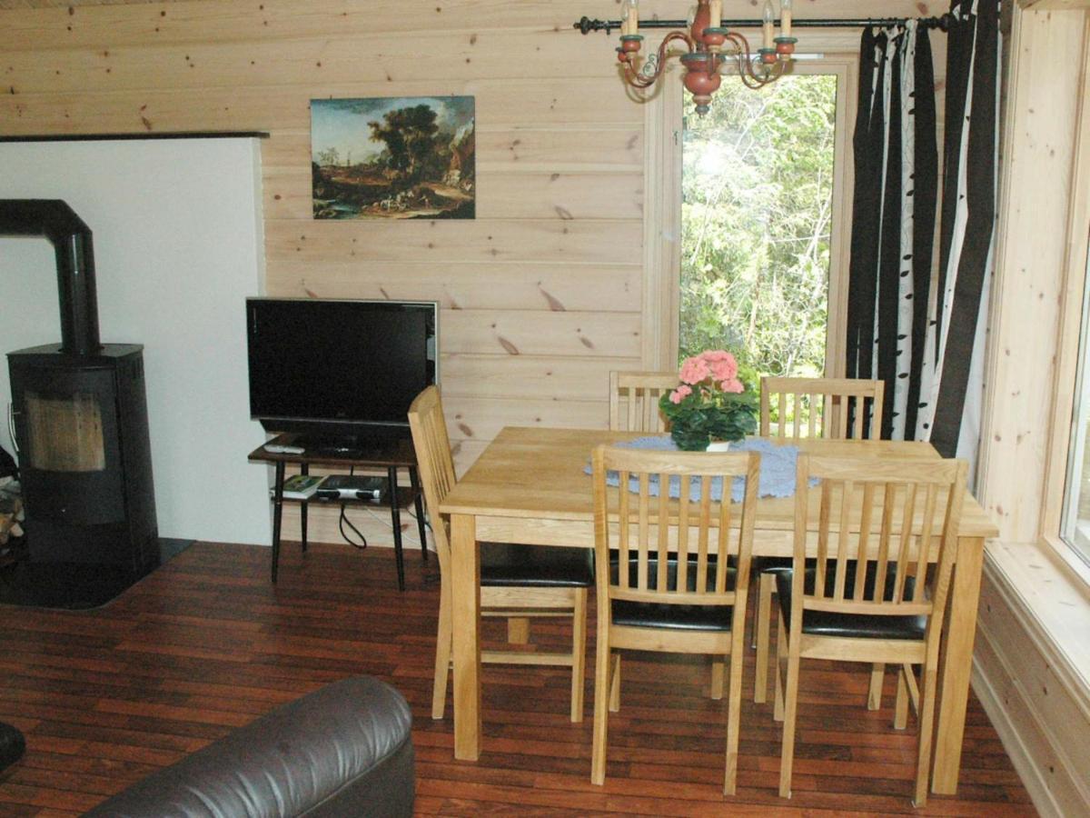 Two-Bedroom Holiday Home In Olden 3 Room photo