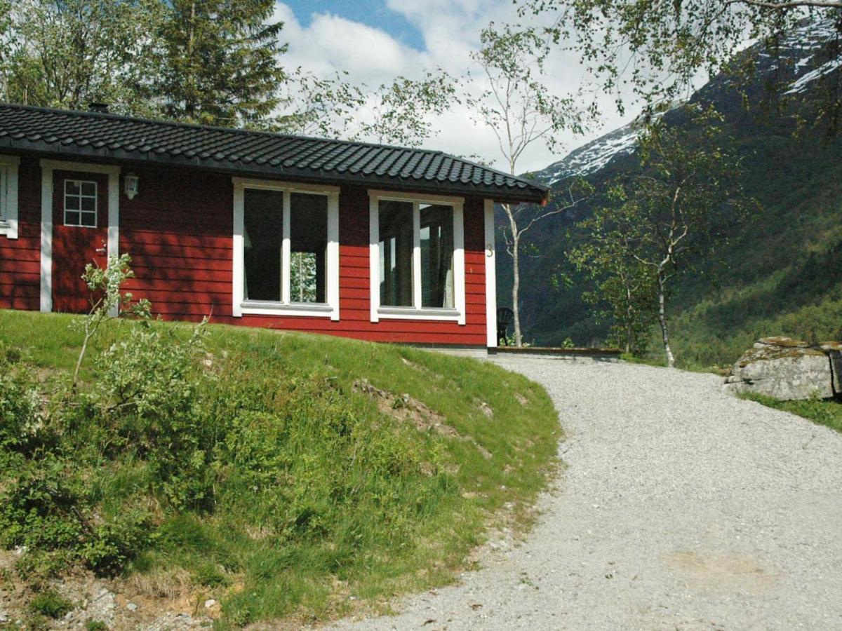 Two-Bedroom Holiday Home In Olden 3 Room photo